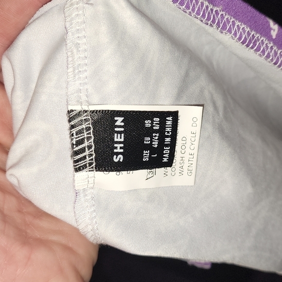 𝅺PAISLEY Crop Top - Picture 2 of 3